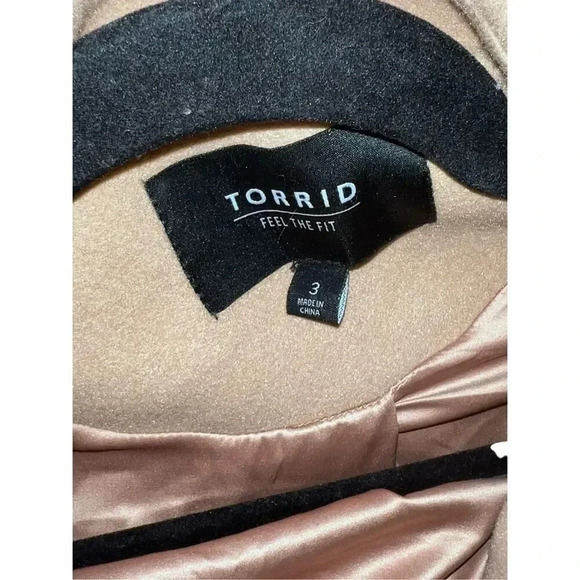Torrid peacock jacket tan plus size 3 Preppy Momcore Normcore Casual Winter - Picture 3 of 6